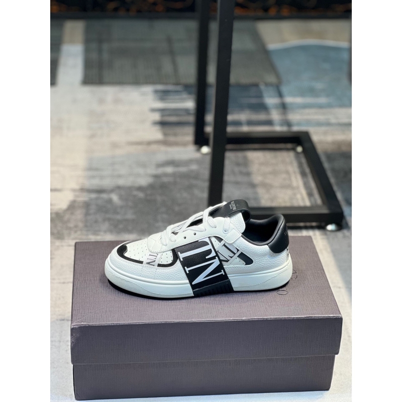 Valentino Sneakers